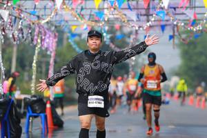 BIB: 47103
                            <button type="button" onclick="openModal(9895059)" class="btn btn-primary btn-sm float-right btn-popup" data-toggle="modal" data-target=".modal-high-quality">
                        <i class="fas fa-shopping-cart"></i> Add to Cart
                    </button>
                                            <button type="button" onclick="isThisMe(9895059, true)" class="btn btn-success btn-sm float-right btn-popup btn-isme hidden" data-toggle="tooltip" data-placement="bottom" title="นี่คือรูปของคุณใช่ไหม คลิกที่นี่เพื่อเอาเข้าอัลบั้ม">
                        <i class="fas fa-plus"></i> Add to album
                    </button>
                    <button type="button" onclick="isThisMe(9895059, false)" class="btn btn-warning btn-sm float-right btn-popup btn-isnotme hidden">
                        <i class="fas fa-ban"></i> Remove from album
                    </button>